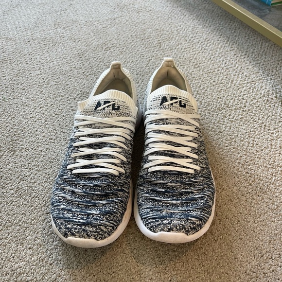 APL TECHLOOM WAVE in 'White/Midnight/Ombre' Tennis Shoe - Picture 6 of 11